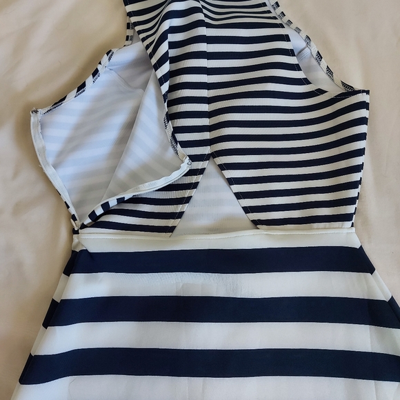 Abercrombie & Fitch dress - Picture 7 of 7